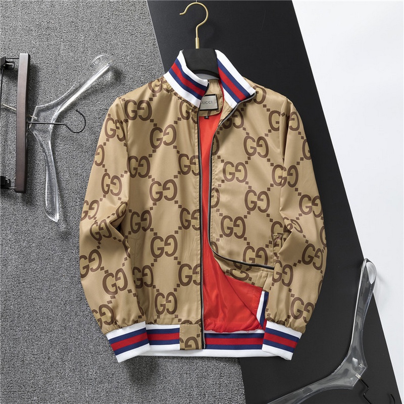 Gucci Men's Outwear 218